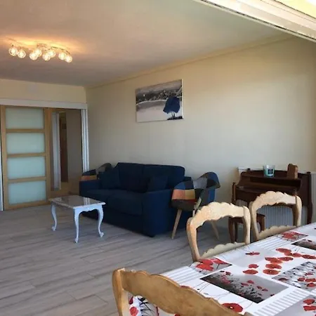 2 Pieces Avec Cabine, Climatise Et Parking Prive A 200m De La - Fr-1-225c-78 Banyuls-sur-Mer